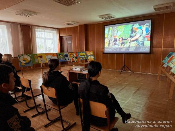 Курсанти НАВС ушанували пам’ять Героя Андрія Бахтова Курсанти НАВС ушанували пам’ять Героя Андрія Бахтова