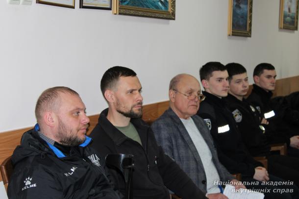 Криміналісти продовжують наукові пошуки Криміналісти продовжують наукові пошуки