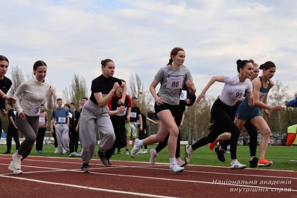 У НАВС відбулися змагання з легкої атлетики