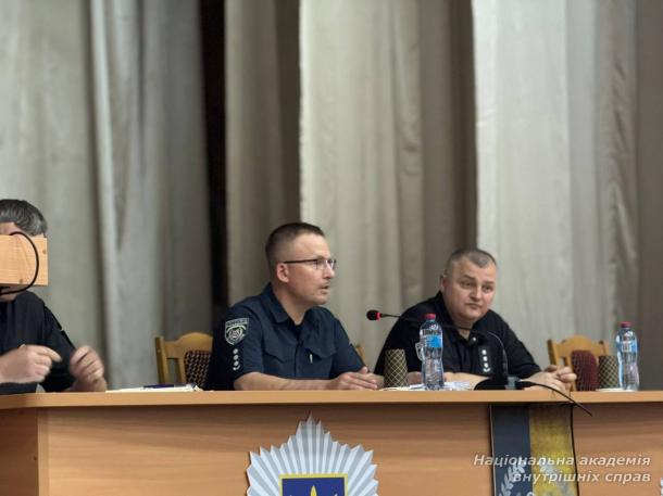 У НАВС провели інструктажі перед початком навчальної практики курсантів