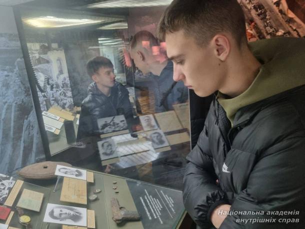 Курсанти НАВС відвідали Національний музей історії України у Другій світовій війні