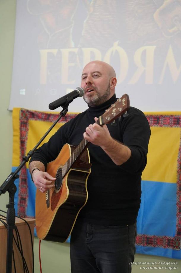 Герої-добровольці завжди в нашій пам'яті…  