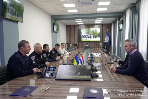 Національна академія внутрішніх справ розширює міжнародне партнерство у сфері штучного інтелекту та безпеки Національна академія внутрішніх справ розширює міжнародне партнерство у сфері штучного інтелекту та безпеки