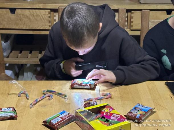 Курсанти НАВС привітали дітей Святошинського будинку-інтернату та Центру захисту дітей «Наші діти» з Всесвітнім днем дитини