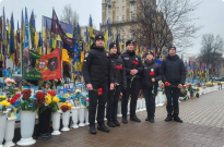 Курсанти і студенти НАВС вшанували Героїв на Майдані з нагоди Дня Гідності та Свободи Фото