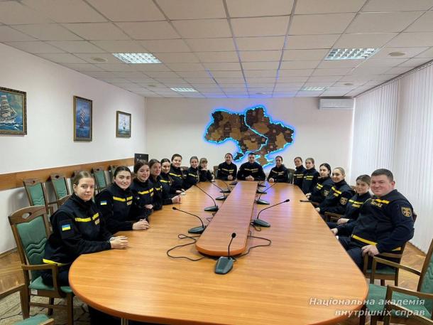 У день історичної злуки: сили безпеки об’єднуються для захисту громад як під час блекаутів, так і в ім’я майбутнього України У день історичної злуки: сили безпеки об’єднуються для захисту громад як під час блекаутів, так і в ім’я майбутнього України