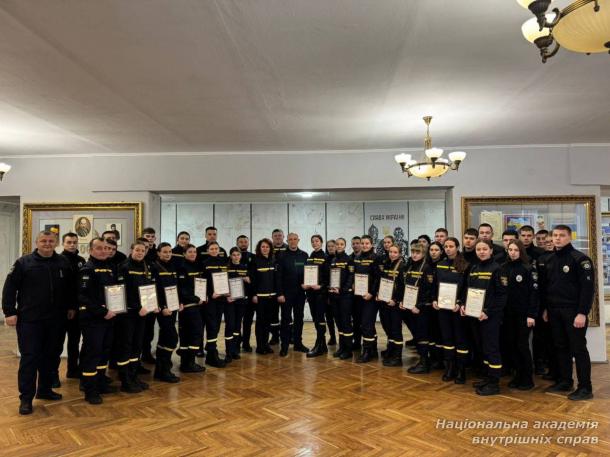 У день історичної злуки: сили безпеки об’єднуються для захисту громад як під час блекаутів, так і в ім’я майбутнього України У день історичної злуки: сили безпеки об’єднуються для захисту громад як під час блекаутів, так і в ім’я майбутнього України