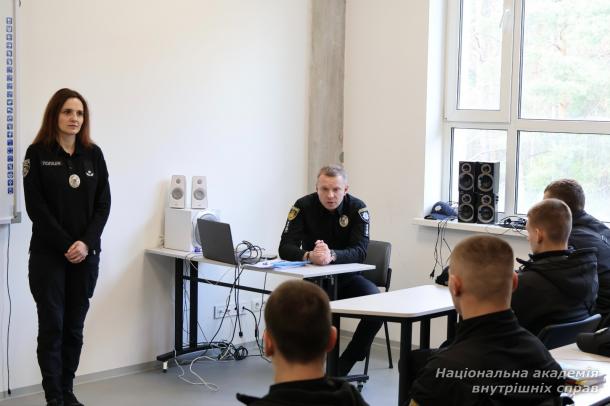 Зустріч курсантів наукового гуртка «Детектив» з працівником департаменту кіберполіції НПУ