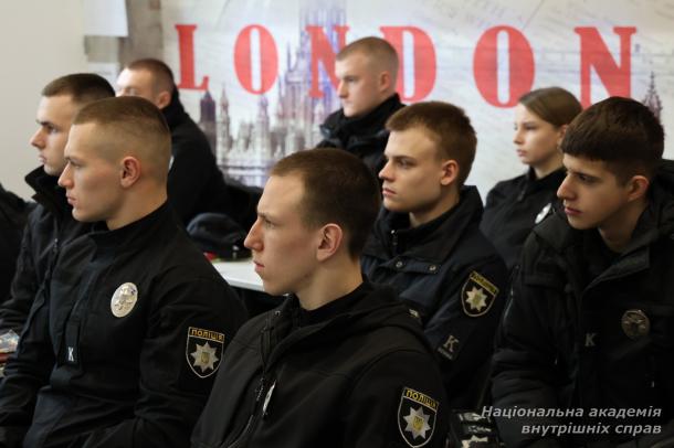 Зустріч курсантів наукового гуртка «Детектив» з працівником департаменту кіберполіції НПУ