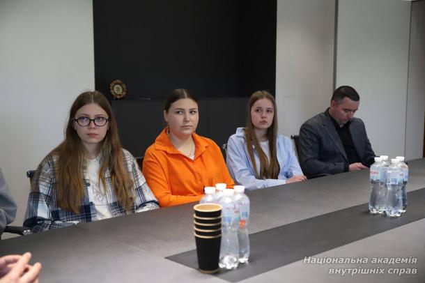 Поєднання теорії та практики: бінарне заняття для студентів НАВС на базі Бюро економічної безпеки України