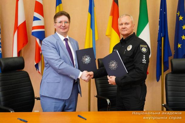 НАВС уклала Меморандум про співпрацю з Академією фінансового моніторингу