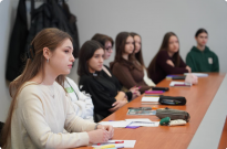 Учасник подій на Майдані 18–20 лютого 2014 року поділився спогадами зі студентами НАВС Фото