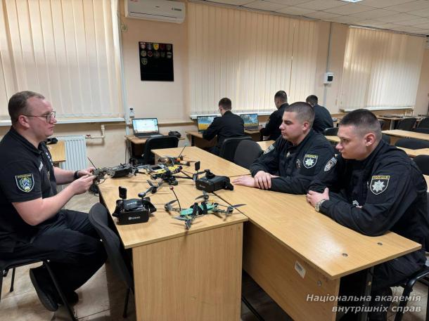 Культура, технології, професія: курсанти НАВС здійснили навчально-пізнавальний візит до Дніпра