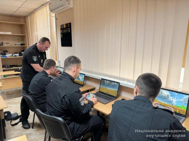 Культура, технології, професія: курсанти НАВС здійснили навчально-пізнавальний візит до Дніпра