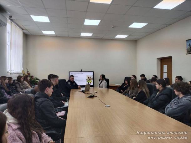 Мистецтво переконання на варті закону: у  ННІПП відбулося бінарне заняття