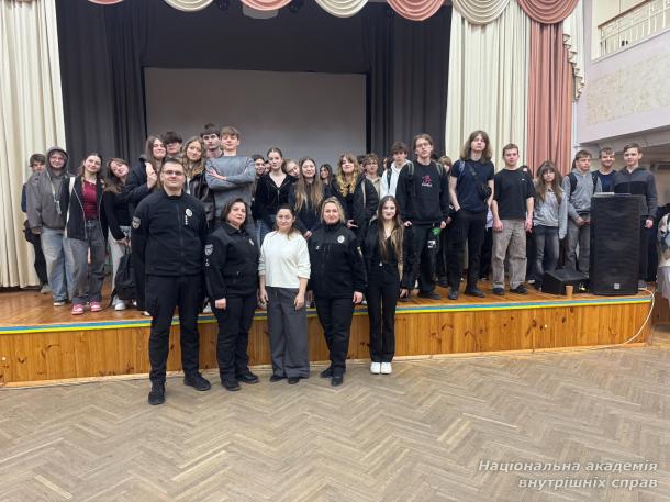 Профорієнтаційні заходи: викладачі, курсанти і студенти НАВС відвідали київські ліцеї та школи