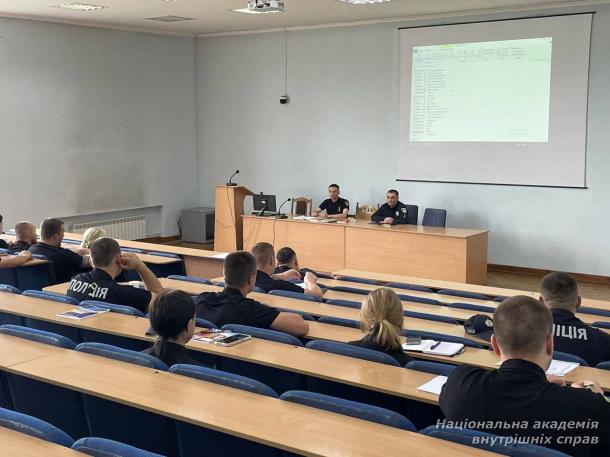 Практика як пріоритет: сучасні виклики підготовки дізнавачів