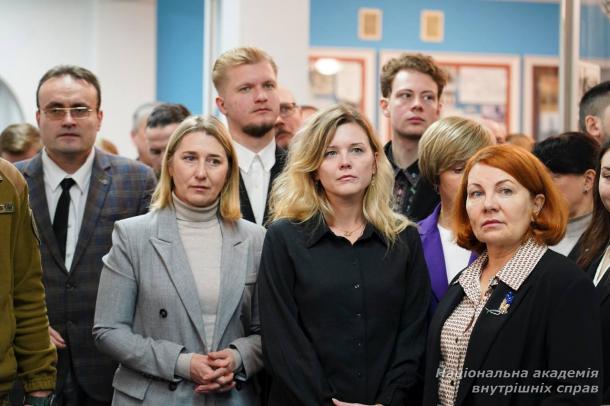 Відбувся круглий стіл «Непокарані злочини ХХ століття. Архівні документи МВС про Голодомор і масові штучні голоди в Україні»