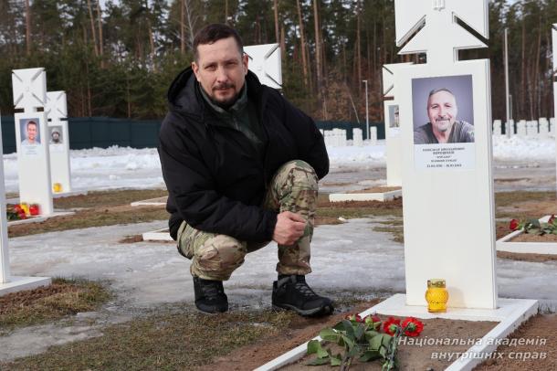Пам’ятаємо кожного: курсанти ННІПД вшанували загиблих оборонців України
