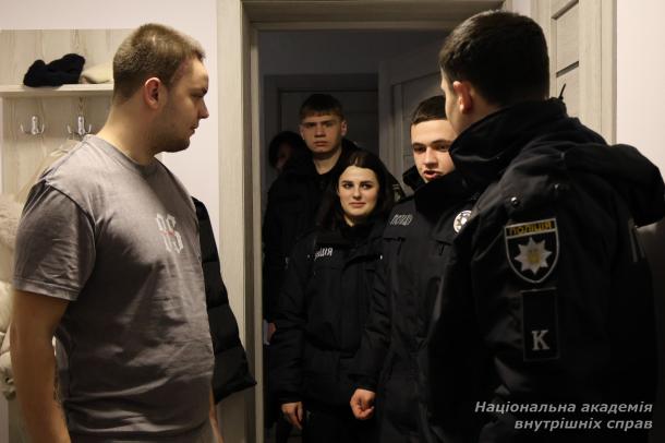 Турбота й підтримка: курсанти відвідали ветеранів у реабілітаційному центрі