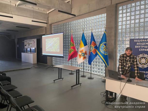 У ННІПД НАВС відбулася зустріч із військовими бригади БпЛА «Яструби»