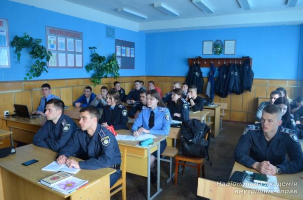 Зустріч курсантів зі старшим слідчим Святошинського управління поліції ГУ Національної поліції в м. Києві