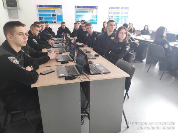 Курсанти НАВС взяли участь у тренінгу-інтенсиві з питань експертиз в умовах воєнного стану