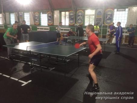 Змагання з настільного тенісу