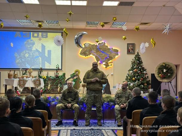 Герої серед нас: зустріч бійців «Азову» з ліцеїстами Київського ліцею 