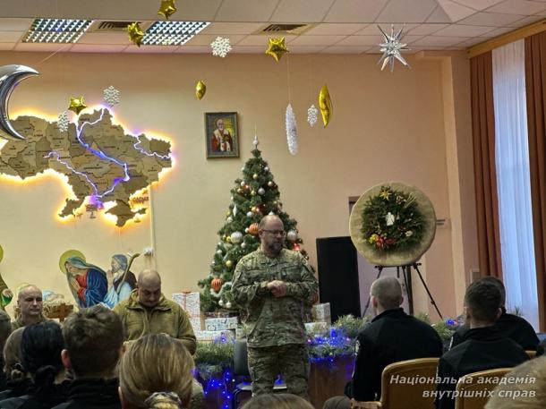 Герої серед нас: зустріч бійців «Азову» з ліцеїстами Київського ліцею 