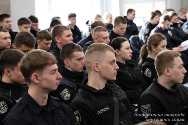 Першокурсники НАВС отримали практичні поради від Парламенту курсантського (студентського) самоврядування