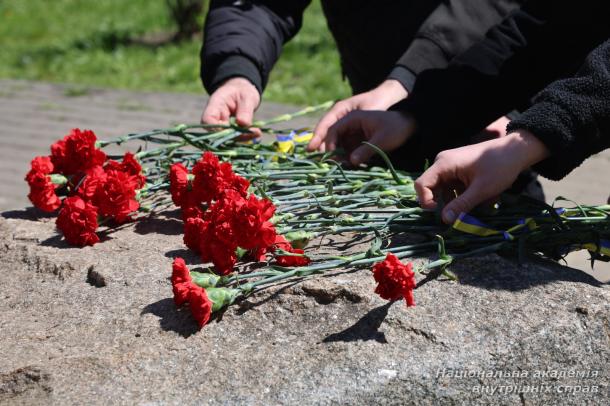 Пам’ять і досвід: у НАВС вшанували 40-ві роковини Чорнобильської трагедії