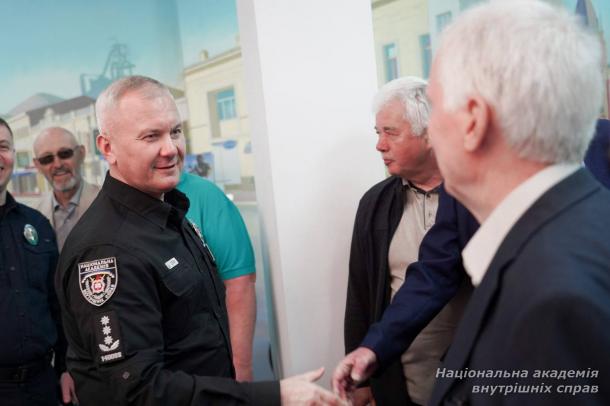 Пам’ятаємо Чорнобиль: у НАВС вшанували героїв-ліквідаторів