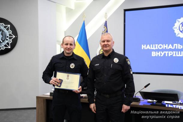 У НАВС відзначили особовий склад з нагоди Дня Соборності України У НАВС відзначили особовий склад з нагоди Дня Соборності України