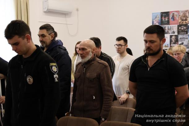 Курсанти ННІПД привітали ветеранів