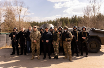 Навчання на блокпості в умовах бойових загроз: курсанти НАВС відпрацювали комплексні алгоритми дій Фото