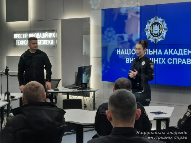 Права дитини в кримінальному провадженні: досвід практиків для майбутніх слідчих