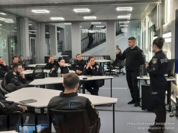 Права дитини в кримінальному провадженні: досвід практиків для майбутніх слідчих