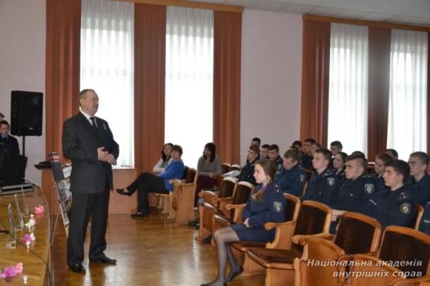 Гірчить Чорнобиль крізь віки, гірчить…
