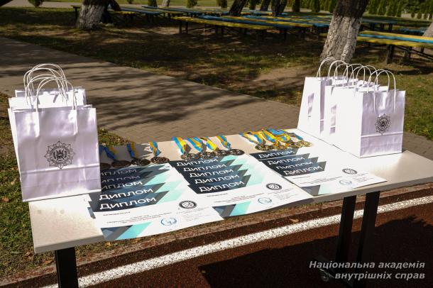 Товариський матч з петанку: ветерани й курсанти НАВС об’єдналися у грі та взаємопідтримці