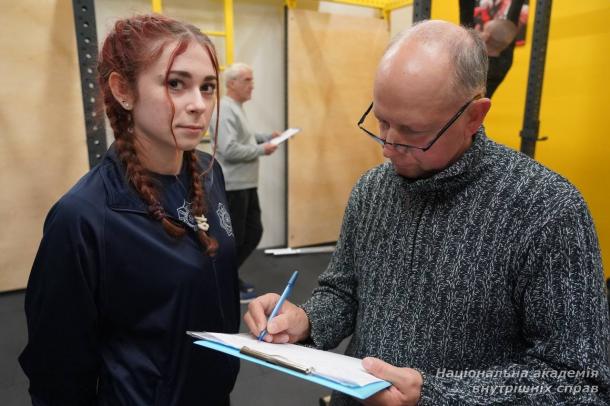 Чемпіонат з атлетичної гімнастики в НАВС: сила, воля та командний дух Чемпіонат з атлетичної гімнастики в НАВС: сила, воля та командний дух
