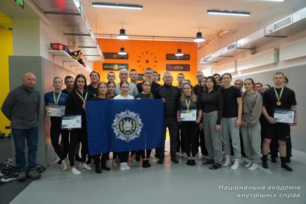 Чемпіонат з атлетичної гімнастики в НАВС: сила, воля та командний дух Чемпіонат з атлетичної гімнастики в НАВС: сила, воля та командний дух