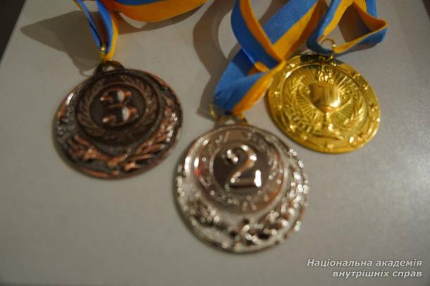 Чемпіонат з атлетичної гімнастики в НАВС: сила, воля та командний дух Чемпіонат з атлетичної гімнастики в НАВС: сила, воля та командний дух