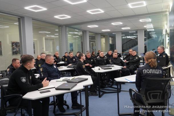 Професійні стандарти та сучасні виклики досудового розслідування