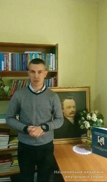 Нам пора для України жить!