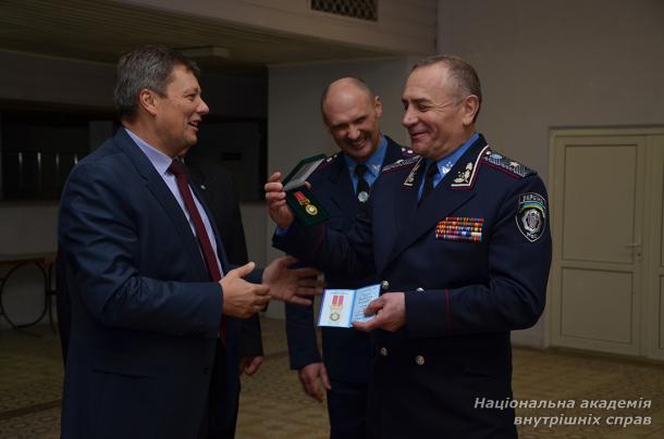 Нагородження гравців ФК «Динамо-Академія»