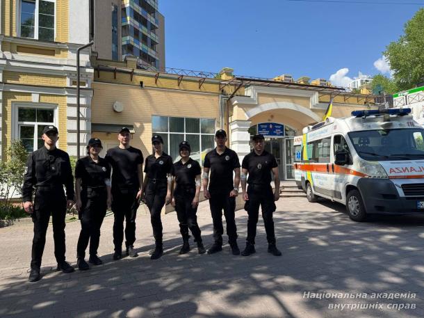 Донори життя: курсанти НАВС підтримали дітей Охматдиту