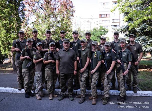 У НАВС відбувся випуск військової кафедри