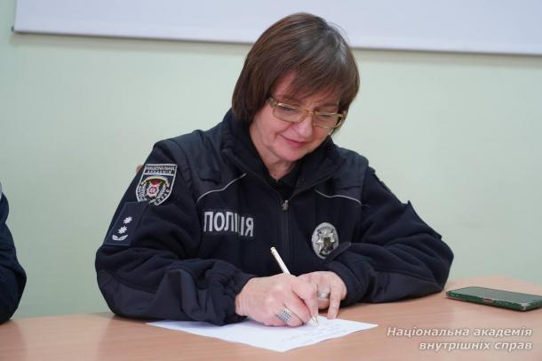 Здобувачі та науково-педагогічні працівники НАВС долучилися до Всеукраїнського радіодиктанту національної єдності Здобувачі та науково-педагогічні працівники НАВС долучилися до Всеукраїнського радіодиктанту національної єдності