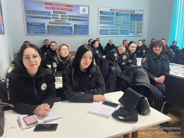 Кібербезпека в службовій діяльності працівників поліції Кібербезпека в службовій діяльності працівників поліції